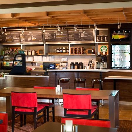 Courtyard By Marriott Dallas Midlothian At Midlothian Conference Center Bagian luar foto