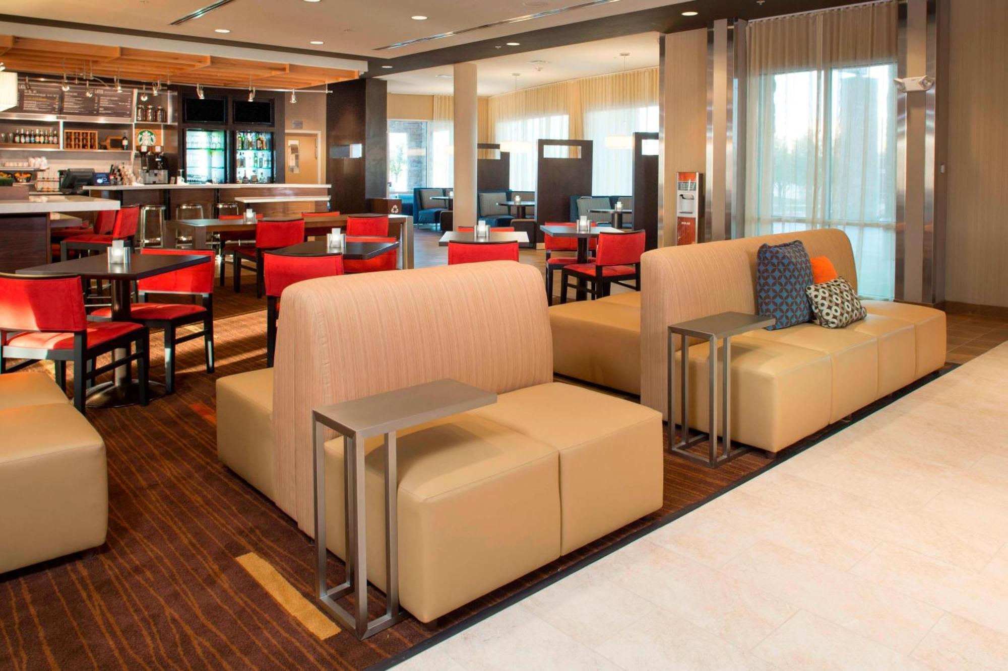 Courtyard By Marriott Dallas Midlothian At Midlothian Conference Center Bagian luar foto