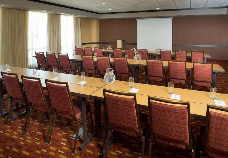 Courtyard By Marriott Dallas Midlothian At Midlothian Conference Center Bagian luar foto