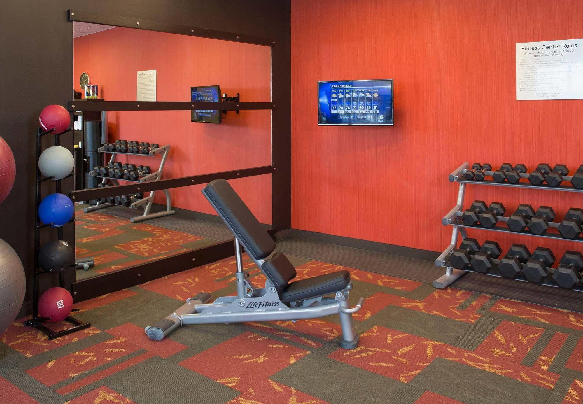 Courtyard By Marriott Dallas Midlothian At Midlothian Conference Center Bagian luar foto